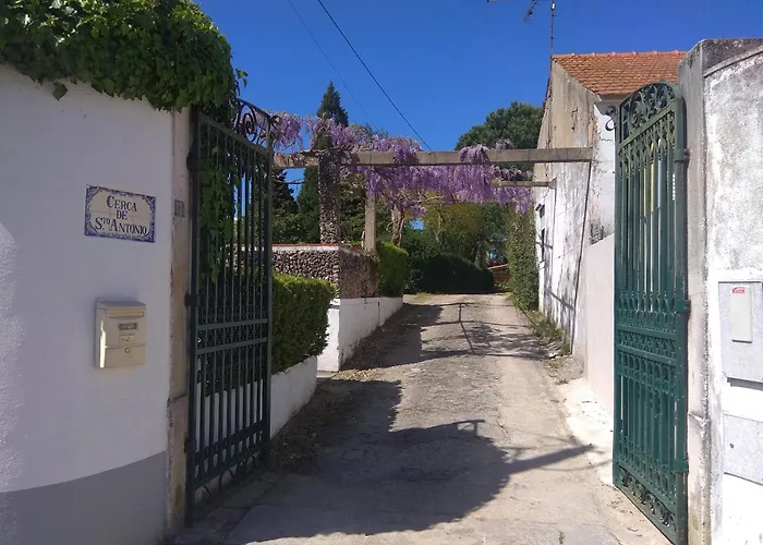 Casa Dos Arrabidos *